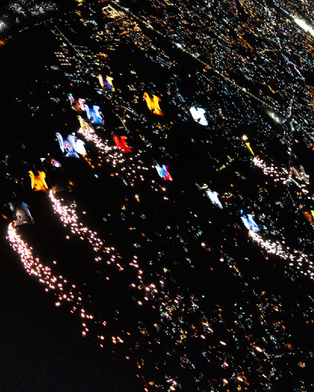Largest Wingsuit Night Formation